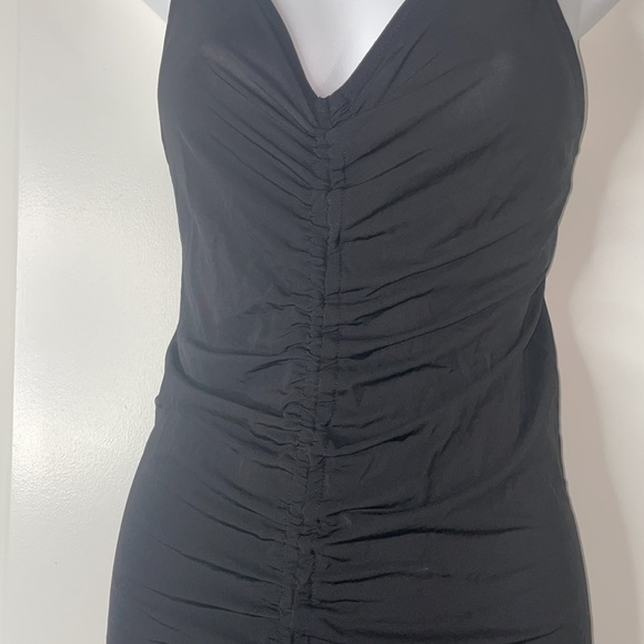 H&M Chic Sassy Black Dress - Picture 2 of 4